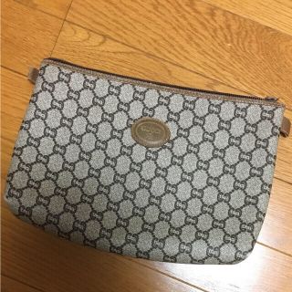 グッチ(Gucci)のGUCCI(クラッチバッグ)