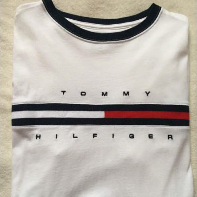 TOMMY(トミー)のTOMMY Tシャツ レディースのトップス(Tシャツ(半袖/袖なし))の商品写真