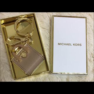 マイケルコース(Michael Kors)の新品未使用 MICHAEL KORS チャーム(キーホルダー)