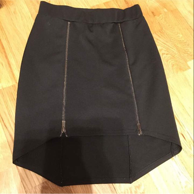 Qussio(クーシオ)のQussio チャック付きスカート レディースのスカート(ミニスカート)の商品写真
