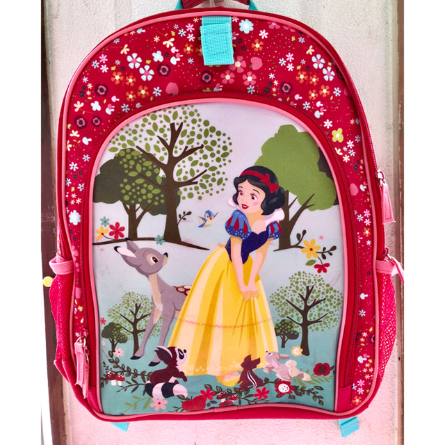 Disney(ディズニー)のりんりんりんご♪様 専用ページです❤️Disney 白雪姫 新品 バックパック  キッズ/ベビー/マタニティのこども用バッグ(リュックサック)の商品写真