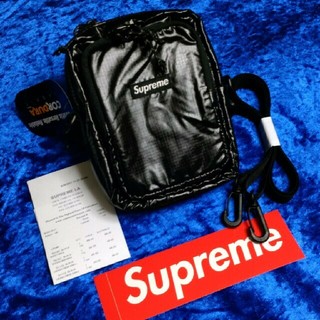 シュプリーム(Supreme)のSupreme Shoulder Bag Black ステッカー付(ショルダーバッグ)