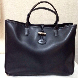 ロンシャン(LONGCHAMP)のLONGCHAMPハンドバッグ(ハンドバッグ)