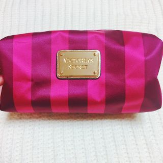 ヴィクトリアズシークレット(Victoria's Secret)の新品 Victoria's Secret ポーチ(ポーチ)