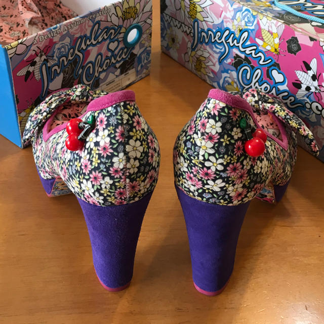 CHOICE(チョイス)のIrregular choice 花柄 ヒール ベロア 裏も柄 レディースの靴/シューズ(ハイヒール/パンプス)の商品写真