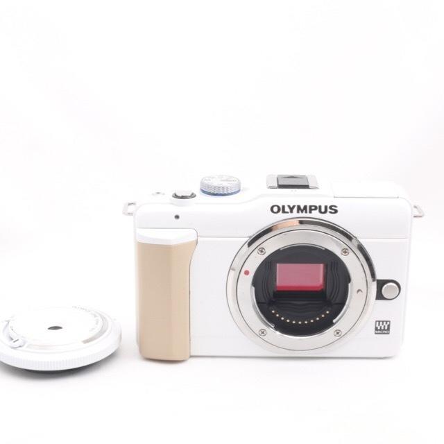 I PINCO PALLINO(イピンコパリーノ)の★おしゃれなホワイト★OLYMPUS E-PL1 レンズキット★安心保証★ スマホ/家電/カメラのカメラ(ミラーレス一眼)の商品写真