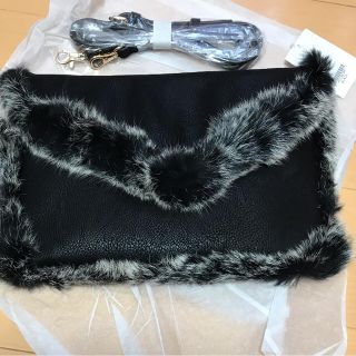 sale！L.A購入！ラビットファー クラッチバッグ  ショルダー紐付き(クラッチバッグ)