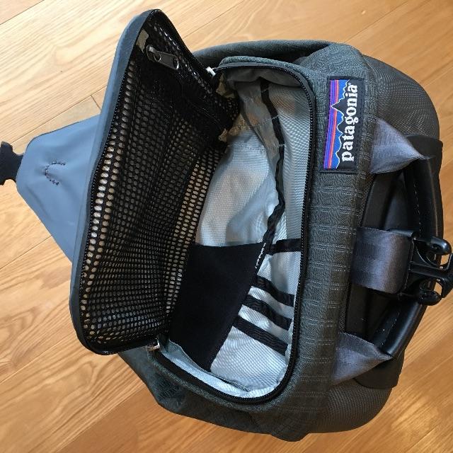 patagonia(パタゴニア)のパタゴニア オーバーヘッドシェッド キャリーバッグ 35L メンズのバッグ(トラベルバッグ/スーツケース)の商品写真