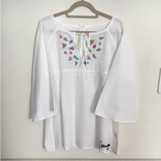 ベベ(BeBe)のBeBeの可愛いコットンチュニック(Tシャツ/カットソー)