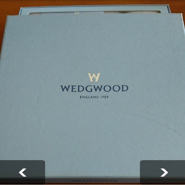 WEDGWOOD(ウェッジウッド)のおおした様専用☆ウェッジウッド WEDGWOODティーマット４枚セット インテリア/住まい/日用品のキッチン/食器(テーブル用品)の商品写真