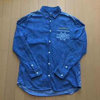 ロデオクラウンズ(RODEO CROWNS)のRODEO CROWNS  オルテガデニムシャツ  Ｍ(シャツ/ブラウス(長袖/七分))