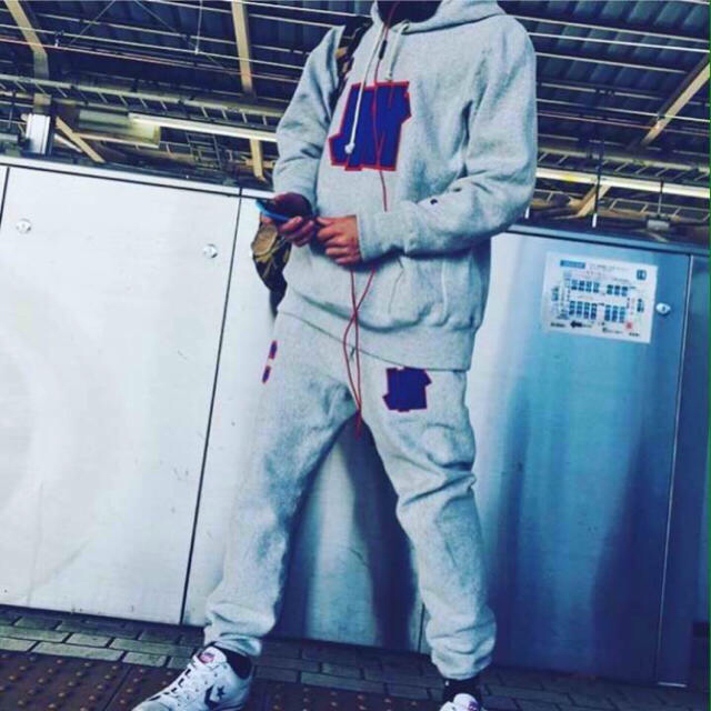 Undefeated champion パーカー スウェット セットアップ Undefeated champion パーカー スウェット セットアップ