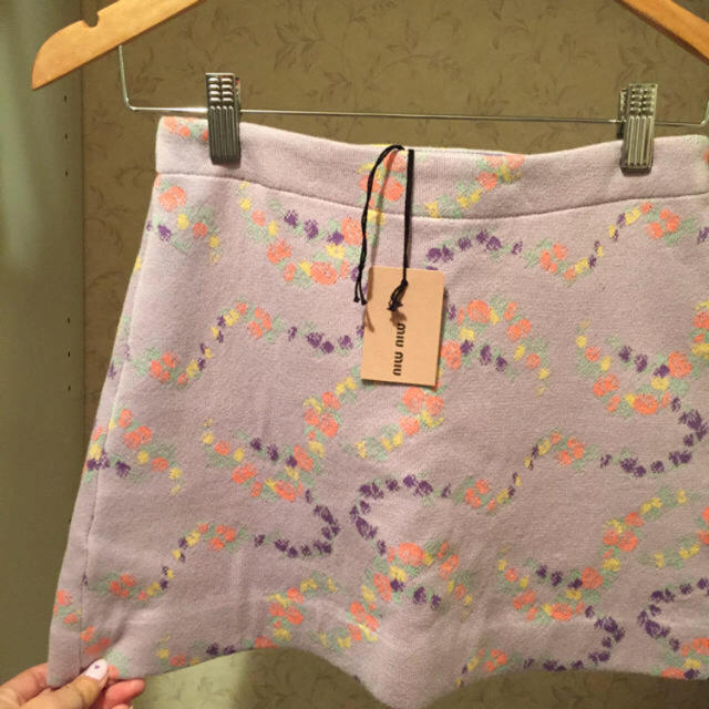 miumiu(ミュウミュウ)のmiumiu skirt. レディースのスカート(ミニスカート)の商品写真