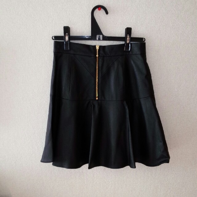 grove(グローブ)のフェイクレザー★スカート レディースのスカート(ミニスカート)の商品写真