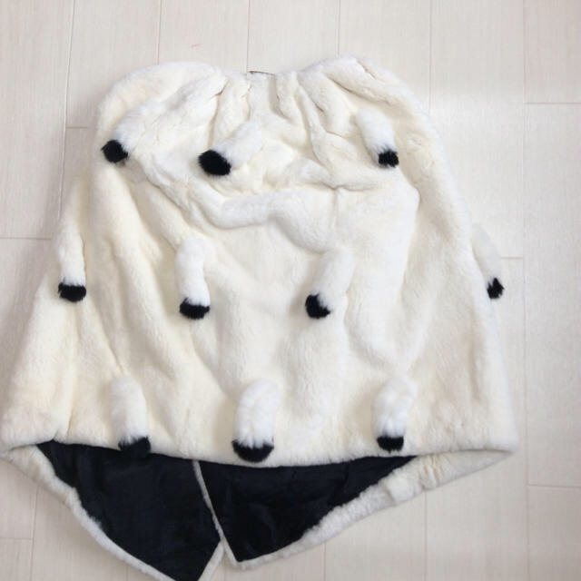 DRESSCAMP(ドレスキャンプ)の定価18万円 DRESS CAMP クイーンポンチョ リアルファー レディースのジャケット/アウター(毛皮/ファーコート)の商品写真