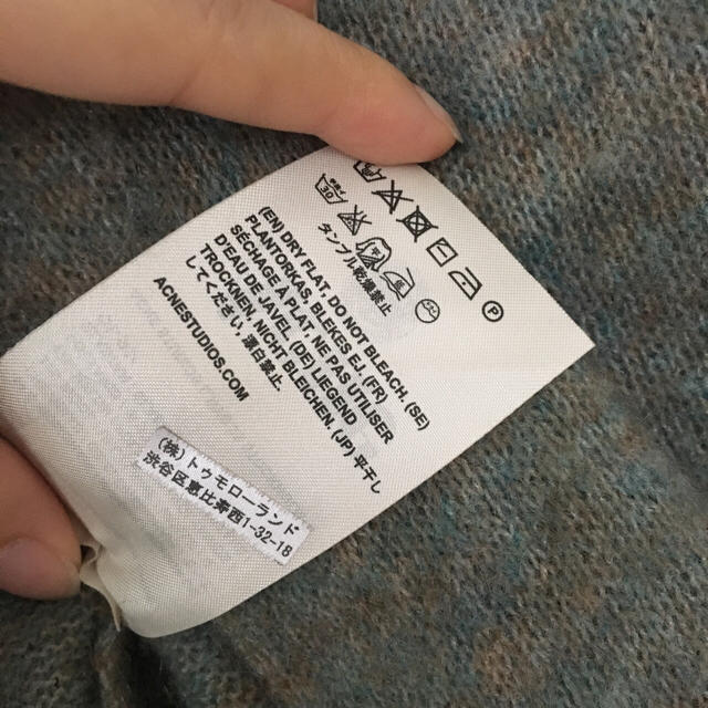 ACNE(アクネ)の専用 レディースのトップス(ニット/セーター)の商品写真