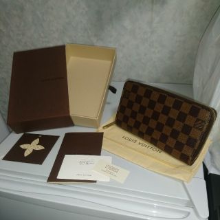 ルイヴィトン(LOUIS VUITTON)の2012年製 ルイヴィトン N60015 ダミエ ジッピーウォレット 3162(長財布)