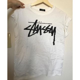 ステューシー(STUSSY)のstussyロゴ白Ｔシャツ(Tシャツ(半袖/袖なし))