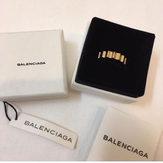 バレンシアガ(Balenciaga)のバレンシアガ ロゴリング 箱付き　送料無料(リング(指輪))