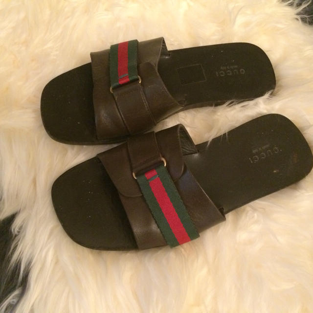 Gucci(グッチ)の王妃様専用 レディースの靴/シューズ(サンダル)の商品写真