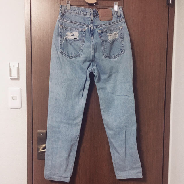Levi's - levi's ダメージジーンズの通販 by rico's shop|リーバイス