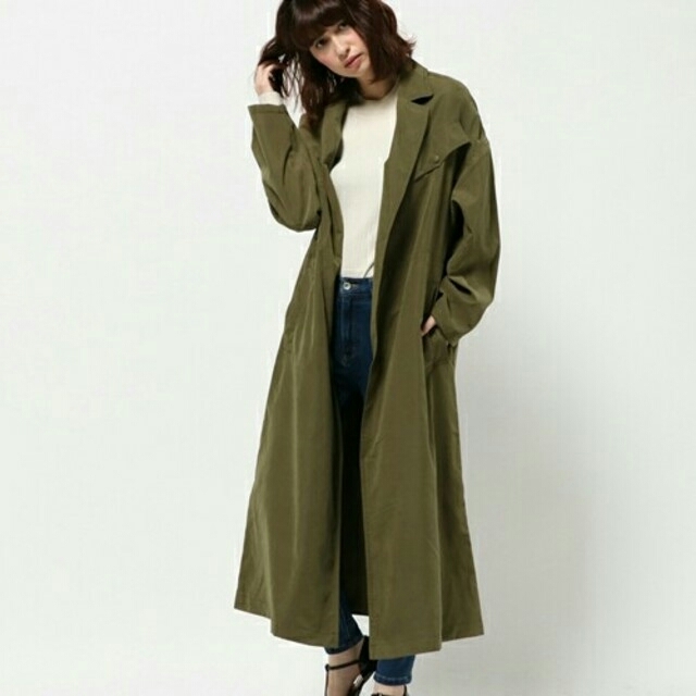 moussy(マウジー)の【新品未使用】moussyガウントレンチジャケット カーキ2 レディースのジャケット/アウター(トレンチコート)の商品写真