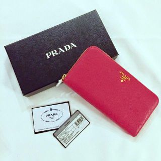 プラダ(PRADA)の【新品未使用】PRADA 長財布ラウンドファスナーピンク peonia(財布)