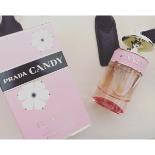 プラダ(PRADA)の最終値下 PRADA CANDY  FLORALE (香水)(香水(女性用))