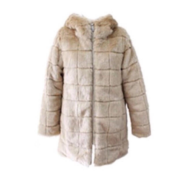 MURUA(ムルーア)のMURUA  ブロックファーコート  ベージュ レディースのジャケット/アウター(毛皮/ファーコート)の商品写真