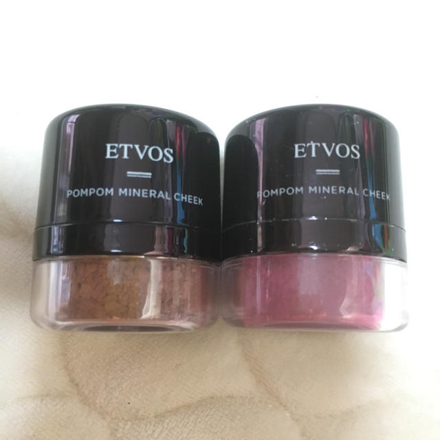ETVOS(エトヴォス)のETVOS  ミネラルチークE 中古品  コスメ/美容のベースメイク/化粧品(チーク)の商品写真