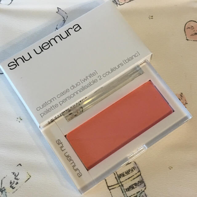 shu uemura(シュウウエムラ)のグローオン【M345 ソフトコーラル】 コスメ/美容のベースメイク/化粧品(チーク)の商品写真