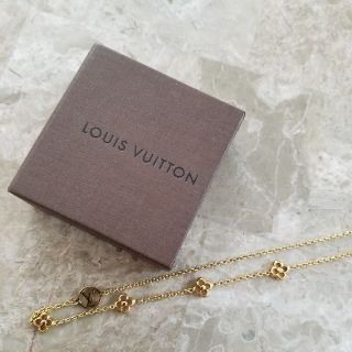 ルイヴィトン(LOUIS VUITTON)のLOUIS VUITTON フラワーフルネックレス(ネックレス)