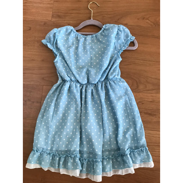 水玉ワンピース 130センチ キッズ/ベビー/マタニティのキッズ服女の子用(90cm~)(ワンピース)の商品写真