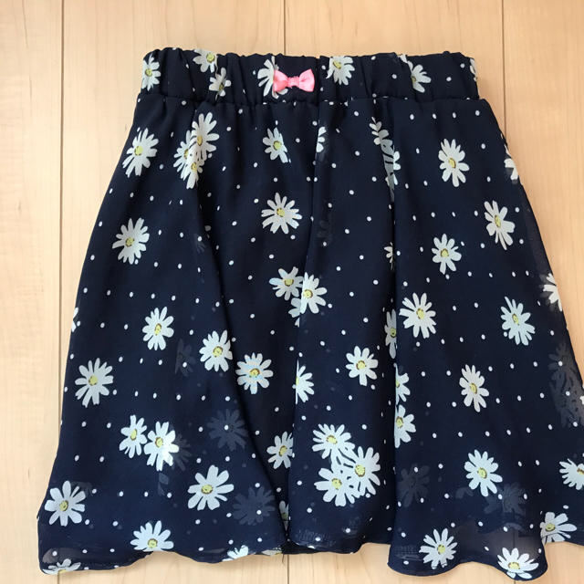 130センチ スカート キッズ/ベビー/マタニティのキッズ服女の子用(90cm~)(スカート)の商品写真