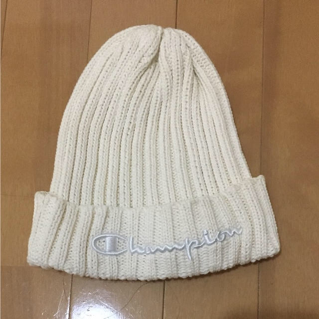 Champion(チャンピオン)のc☆shop様専用 Champion ニット帽 美品 レディースの帽子(ニット帽/ビーニー)の商品写真