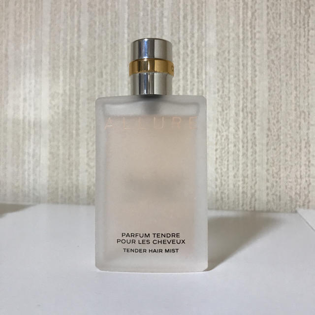 CHANEL(シャネル)のシャネル アリュール テンダー ヘアミスト 35ml コスメ/美容のヘアケア/スタイリング(ヘアウォーター/ヘアミスト)の商品写真