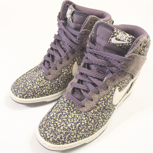 NIKE× Liberty スニーカー　Nike Dunk ナイキ