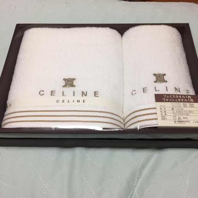 celine(セリーヌ)の轟様専用 CELINE タオルセット インテリア/住まい/日用品の日用品/生活雑貨/旅行(タオル/バス用品)の商品写真