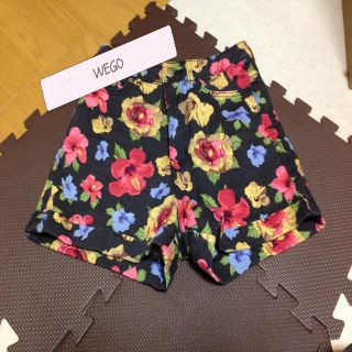 ウィゴー(WEGO)のWEGO♡花柄ショーパン♡M(ショートパンツ)