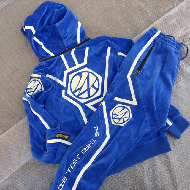 三代目JSB 24karats正規品 ベロアジャージ セットアップ 三代目JSB 24karats正規品 ベロアジャージ セットアップ