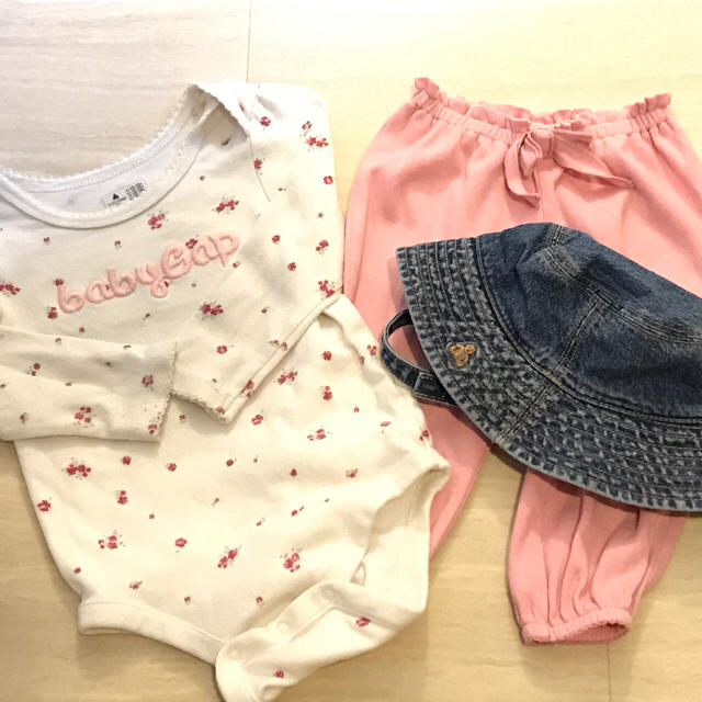 GAP(ギャップ)のGAP ベビー服 70〜80 秋冬 3点セット USED 子供服 ロンパース キッズ/ベビー/マタニティのベビー服(~85cm)(ロンパース)の商品写真