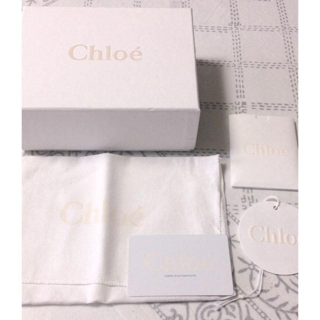 Chloe(クロエ)のエッッッッグ様専用 値下げ 美品 クロエ 二つ折り お財布 レディースのファッション小物(財布)の商品写真