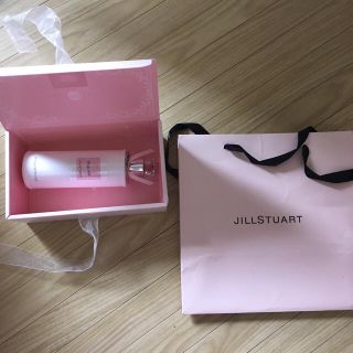 ジルスチュアート(JILLSTUART)のギフトBOXショッパー付★ジルボディミルク(ボディローション/ミルク)