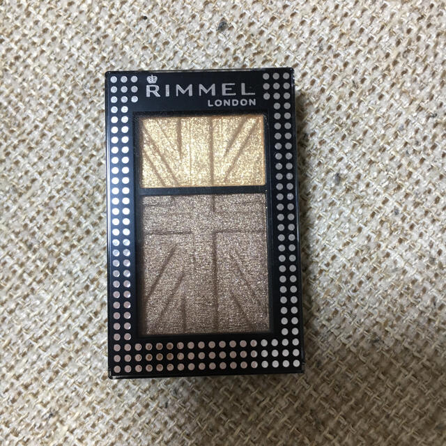 RIMMEL(リンメル)のRIMMEL アイカラー コスメ/美容のベースメイク/化粧品(アイシャドウ)の商品写真