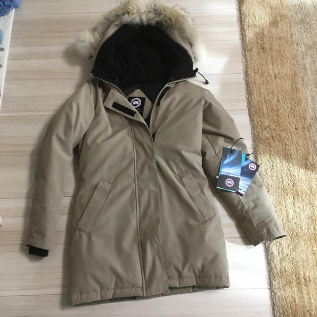 CANADA GOOSE(カナダグース)のCANADA GOOSE♡ レディースのジャケット/アウター(ダウンジャケット)の商品写真