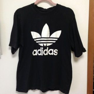 アディダス(adidas)の古着adidasTシャツ(黒)(Tシャツ(半袖/袖なし))