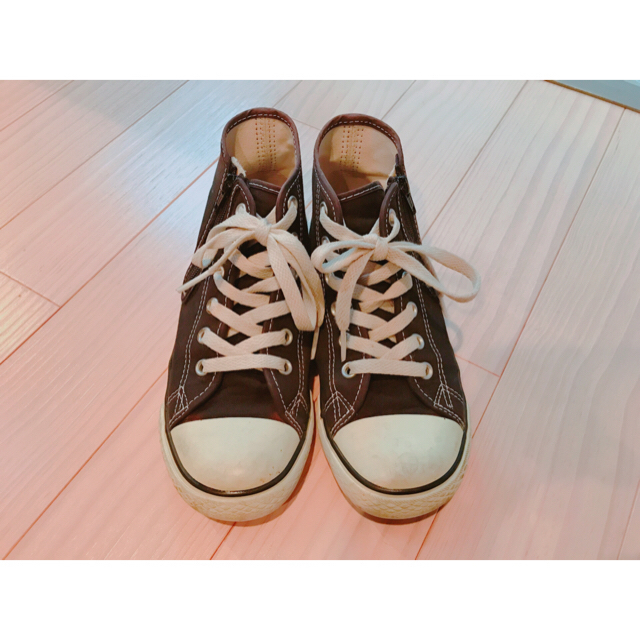 CONVERSE(コンバース)の売却済!コンバースオールスター☆ハイカット☆21 キッズ/ベビー/マタニティのキッズ靴/シューズ(15cm~)(スニーカー)の商品写真