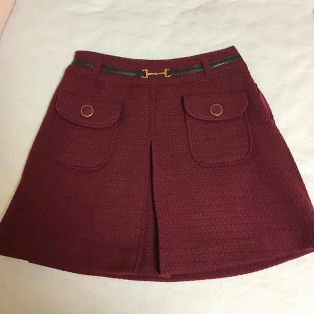 dazzlin(ダズリン)の秋冬  ワインレッド  台形スカート レディースのスカート(ひざ丈スカート)の商品写真