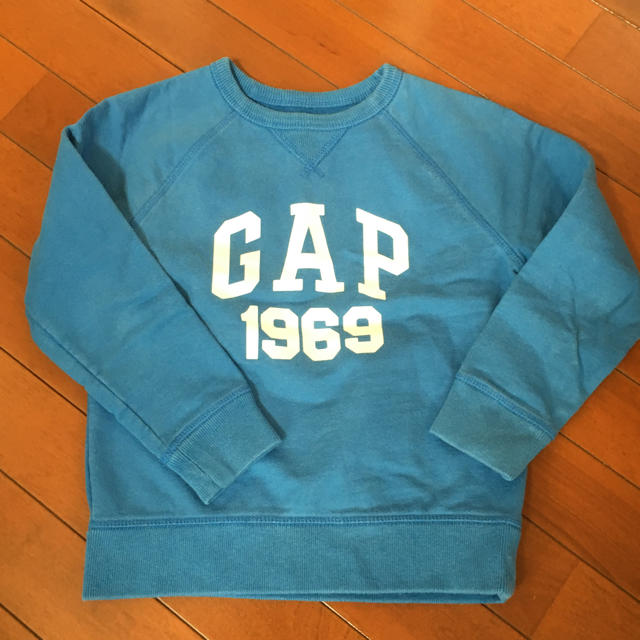 GAP Kids(ギャップキッズ)のGAP トレ－ナ－120  専用出品です キッズ/ベビー/マタニティのキッズ服男の子用(90cm~)(Tシャツ/カットソー)の商品写真