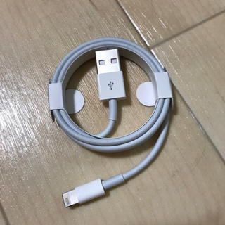 アップル(Apple)の【iPhone7】付属正規品充電ケーブル(バッテリー/充電器)